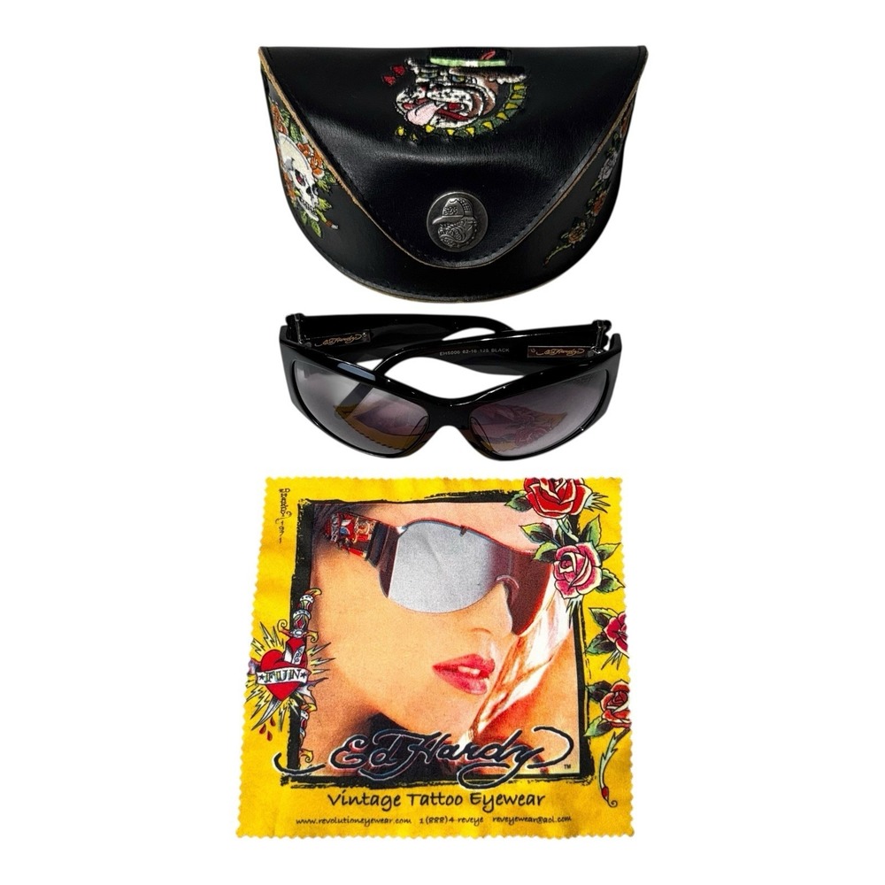 ED HARDY Vintage Tattoo Eyewear Womens Black Sunglasses Case & Cloth, w/ DEFECT